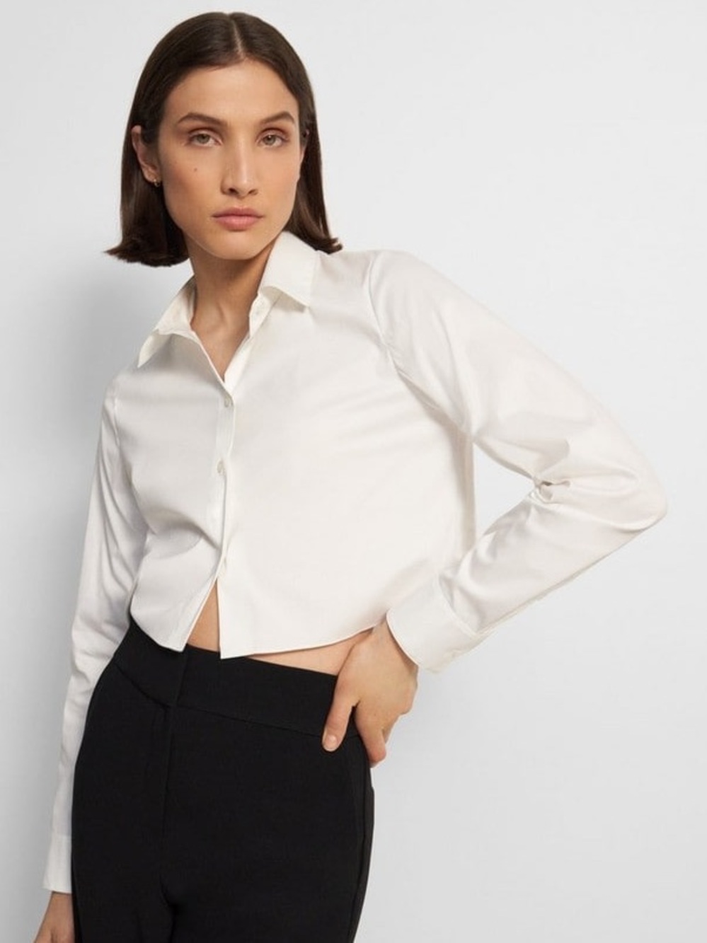 Theory White Cropped Button-Front Shirt with Point Collar